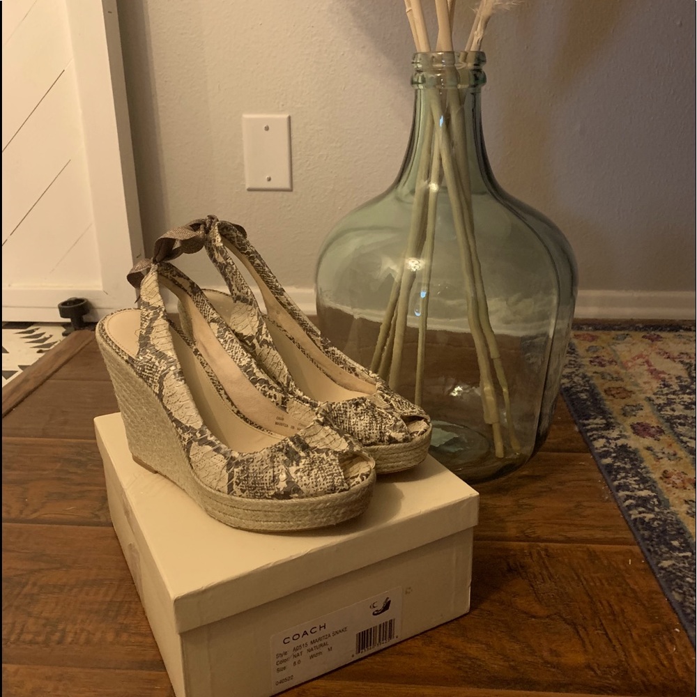 Coach Wedge Snake EUC